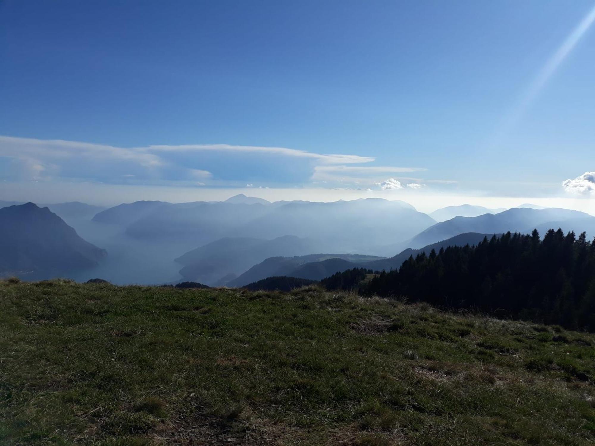 カスティオーネ・デッラ・プレゾラーナ181 - Casa Arcobaleno Tra Le Alpi, Piste Da Sci A 15 Minutiアパートメント エクステリア 写真